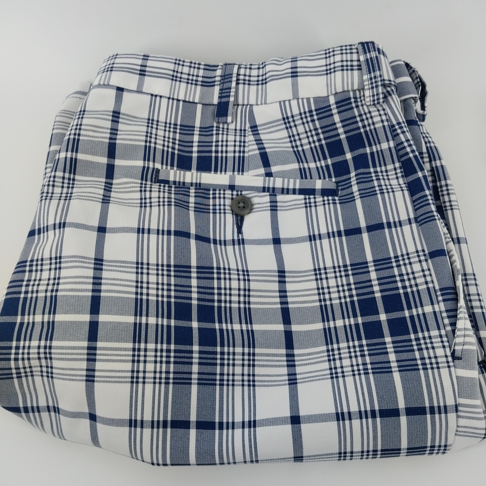 Haggar Navy and White Plaid Athletic Shorts